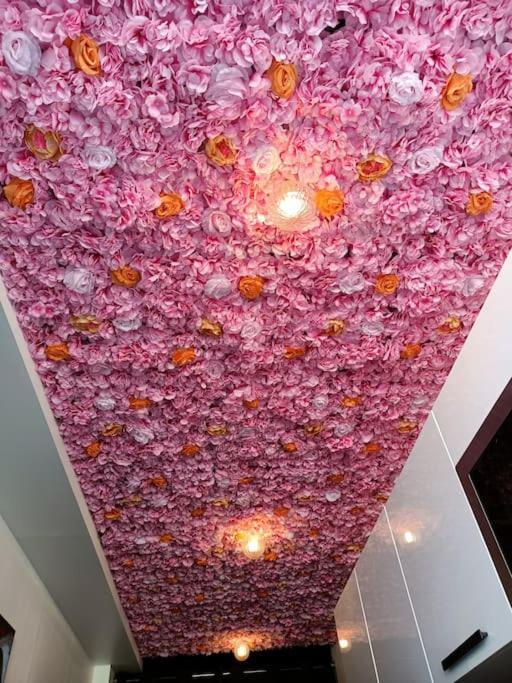 Appartement Balneo Et Sauna Prives The Red Room Mauguio Exterior foto